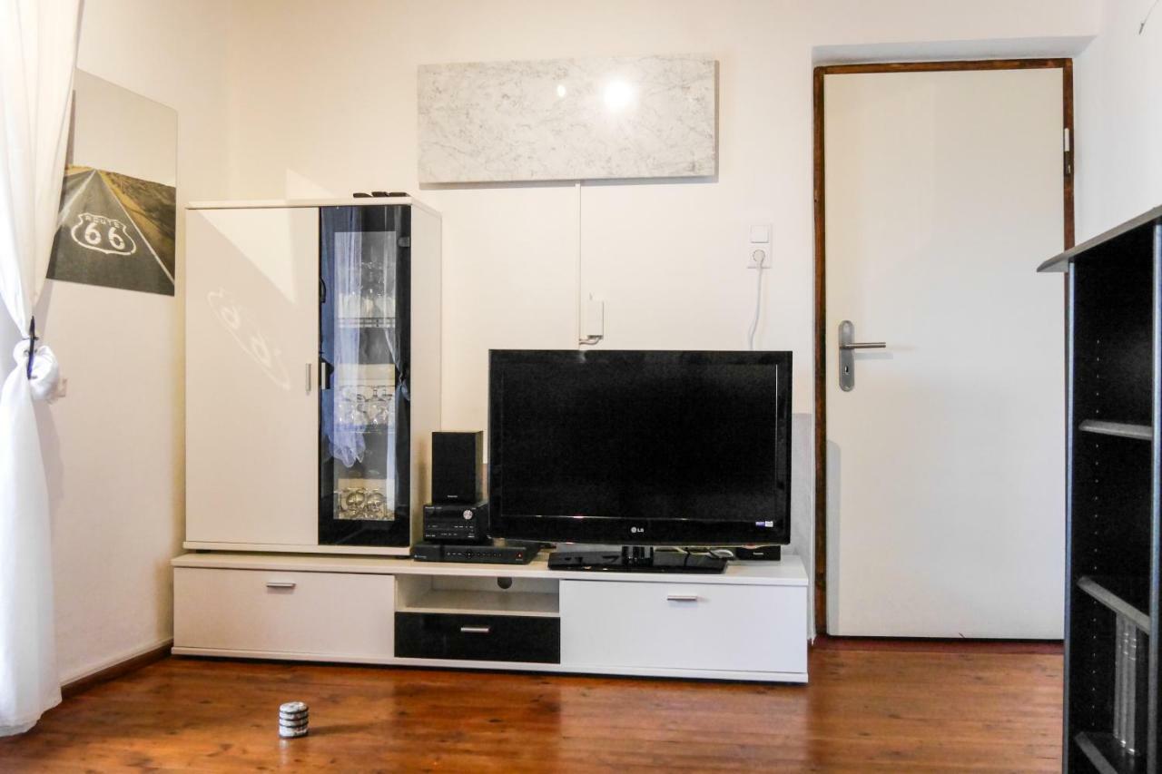 Ferienwohnung Lispet Neuotting Luaran gambar