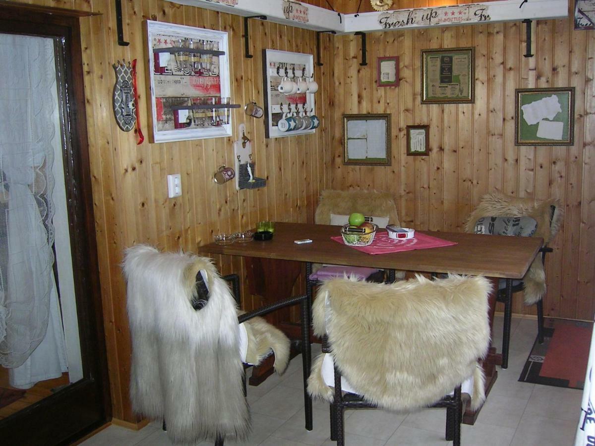 Ferienwohnung Lispet Neuotting Luaran gambar